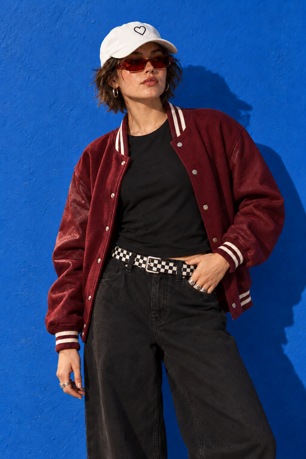 AI-generated styling mockup: cap white editorial v2, outlined heart embroidery. See product reference for actual details.
